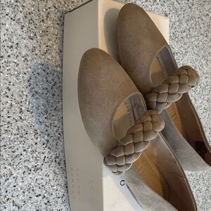 LC Lauren Conrad Women's Beige Flats with Braided Detail